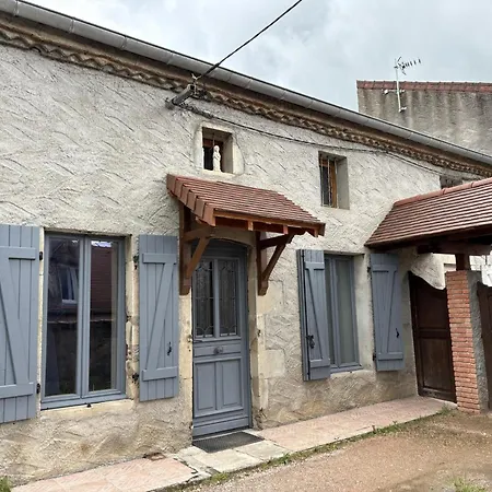 Charmant Gite Cocooning Avec Jardin, Proche Commerces Et Activites Nature, A 15 Min De Vichy - Fr-1-489-521 Holiday home